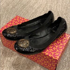 Black patent leather Reva Tory Burch ballet flat